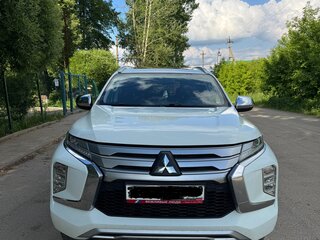 2022 Mitsubishi Montero Sport III Рестайлинг, белый, 3200000 рублей, вид 2