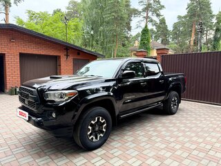 2022 Toyota Tacoma III, чёрный, 4498000 рублей, вид 2