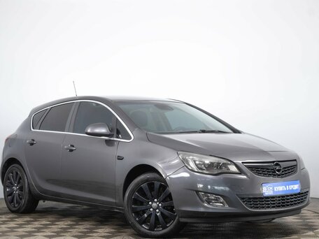 Opel Astra J