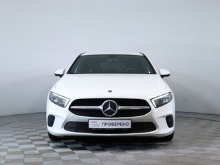 2018 Mercedes-Benz A-Класс 200 IV (W177), белый, 2160000 рублей, вид 2