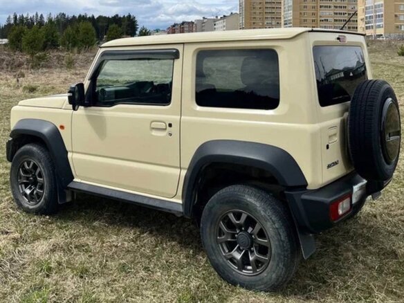 2022 Suzuki Jimny Sierra IV, бежевый - вид 3