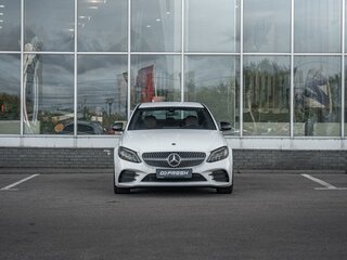 2020 Mercedes-Benz C-Класс 200 IV (W205) Рестайлинг, белый, 2990000 рублей, вид 3