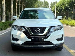 2022 Nissan X-Trail III Рестайлинг, белый, 1890002 рублей, вид 2