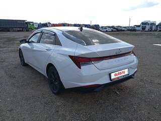 2022 Hyundai Elantra VII (CN7), белый, 1865800 рублей, вид 4