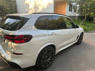 2023 BMW X5 Long 40Li IV (G05/G18) Рестайлинг, белый, 8400000 рублей, вид 4