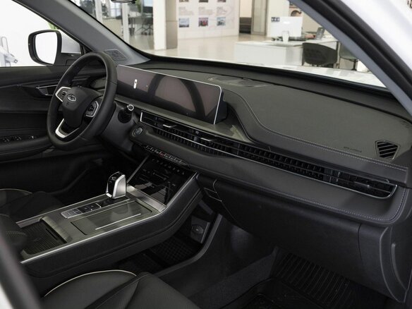 2025 Chery Tiggo 4 I Рестайлинг 2, белый - вид 17