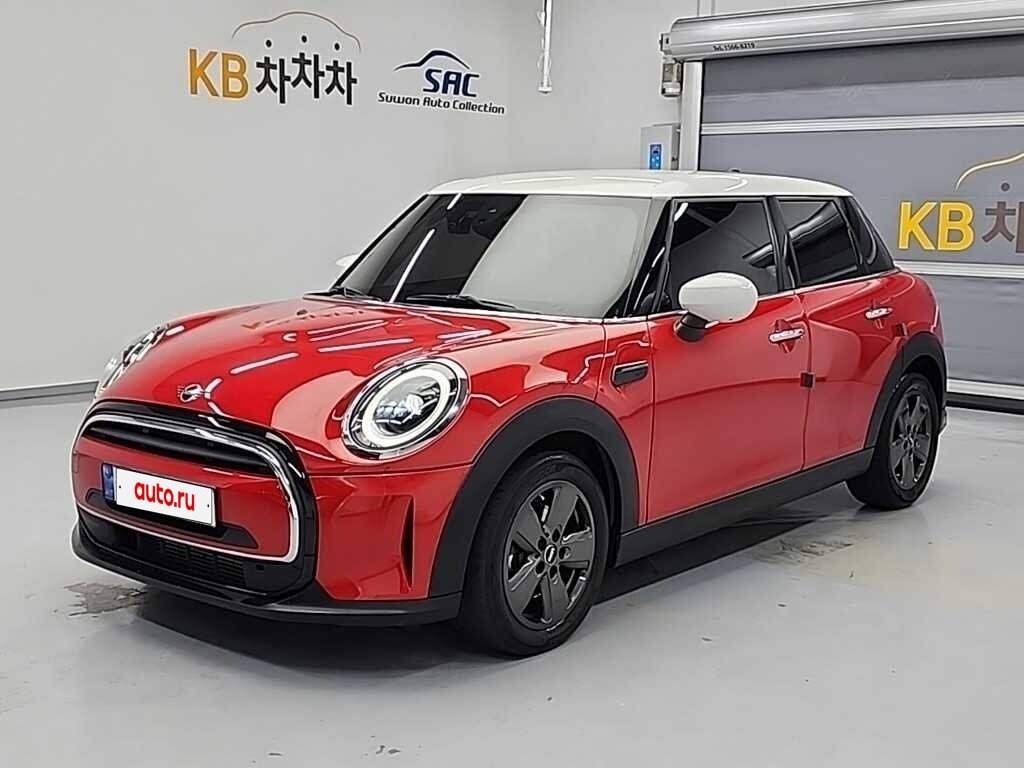Открыть фотографии: Mini Hatch III (F55/F56) Рестайлинг 2