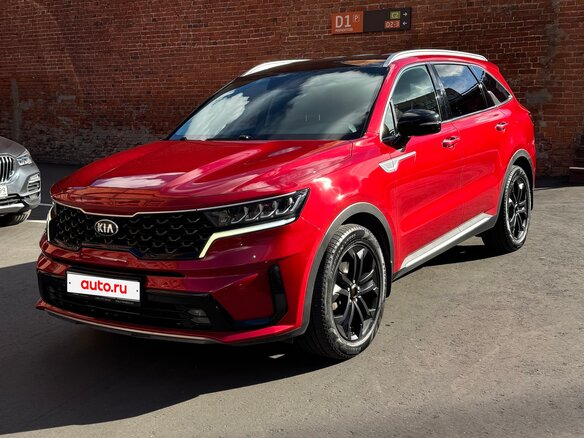 2020 Kia Sorento IV, красный