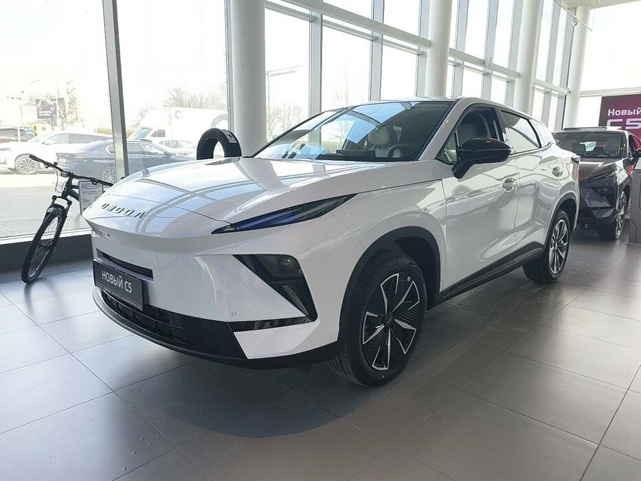 Открыть фотографии: Omoda C5 II