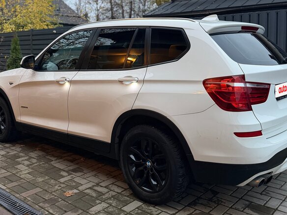 2015 BMW X3 28i xDrive II (F25) Рестайлинг, белый, 2700000 рублей - вид 5