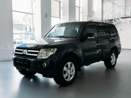 Mitsubishi Pajero IV