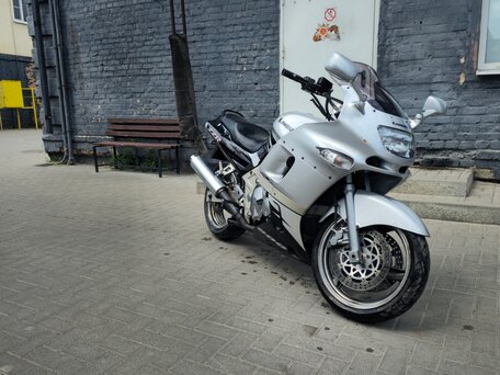 2006 Kawasaki ZZR 600, серебристый, 280000 рублей, вид 3