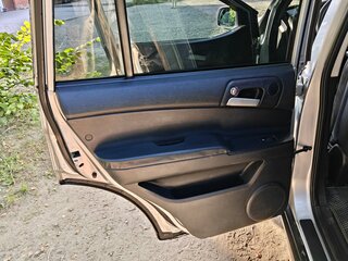 2008 SsangYong Kyron 5-speed I Рестайлинг, серебристый, 690000 рублей, вид 4