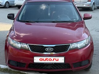 2010 Kia Cerato 6-speed II, красный, 500000 рублей, вид 1