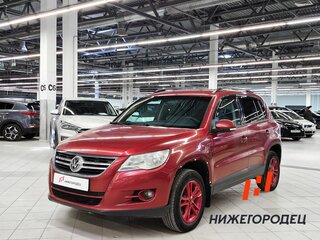 2011 Volkswagen Tiguan I, красный, 652000 рублей, вид 1