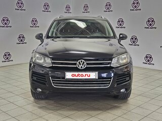 2013 Volkswagen Touareg II, чёрный, 1999000 рублей, вид 2