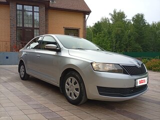 2018 Skoda Rapid I Рестайлинг, серебристый, 980000 рублей, вид 3