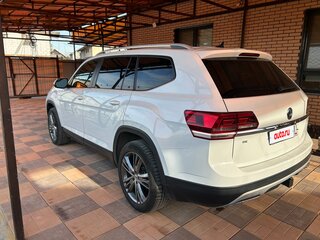 2018 Volkswagen Atlas I, белый, 2300000 рублей, вид 4