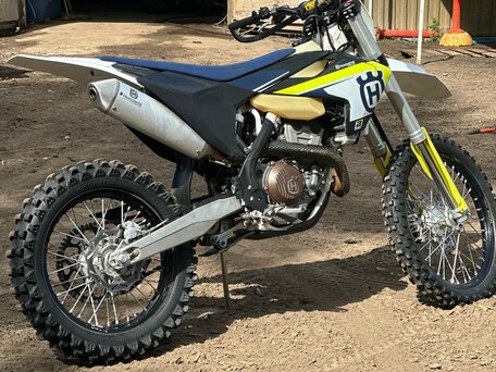 2018 Husqvarna FE 250, белый, 520000 рублей, вид 2