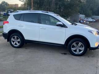 2015 Toyota RAV4 IV (XA40), белый, 2300000 рублей, вид 4