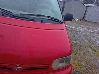 1998 Nissan Serena I (C23), красный, 230000 рублей, вид 2