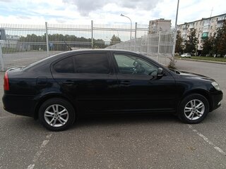 2013 Skoda Octavia II (A5) Рестайлинг, чёрный, 850000 рублей, вид 4