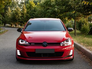 2013 Volkswagen Golf GTI VII, красный, 2350000 рублей, вид 2