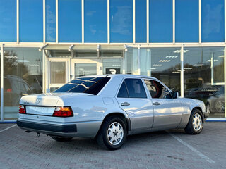 1991 Mercedes-Benz W124 200, серый, 1290000 рублей, вид 3