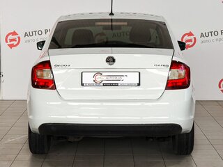 2016 Skoda Rapid I, белый, 800000 рублей, вид 4