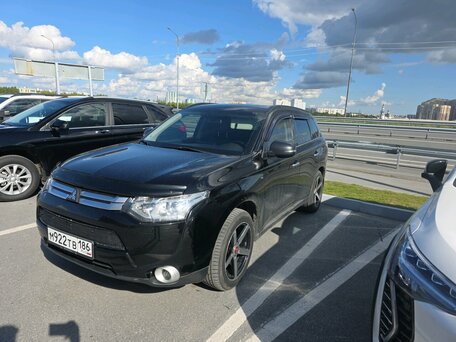 Mitsubishi Outlander III