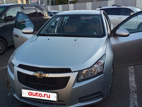 2012 Chevrolet Cruze I, серебристый, 421100 рублей, вид 1