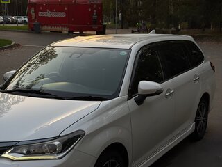 2016 Toyota Corolla Fielder XI (E160, E170, E180) Рестайлинг 1, белый, 1550000 рублей, вид 3