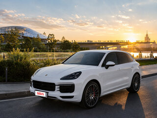 2015 Porsche Cayenne Turbo II Рестайлинг (958), белый, 4990000 рублей, вид 1