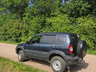 2011 Chevrolet Niva I Рестайлинг, синий, 720000 рублей, вид 5