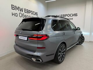 2022 BMW X7 40d I (G07) Рестайлинг, серый, 11900000 рублей, вид 2