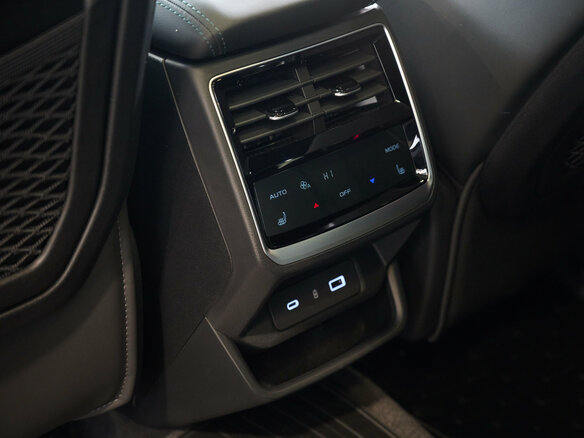 2026 Geely Monjaro I, чёрный, 4954990 рублей - вид 30