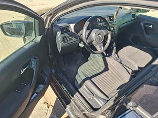 2012 Volkswagen Polo V, чёрный, 348000 рублей, вид 4