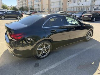 2018 Mercedes-Benz A-Класс 200 IV (W177), чёрный, 2700000 рублей, вид 3