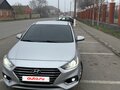 2018 Hyundai Solaris II, серебристый, 1400000 рублей - вид 1