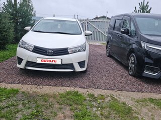 2013 Toyota Corolla XI (E160, E170, E180), белый, 1200000 рублей, вид 2