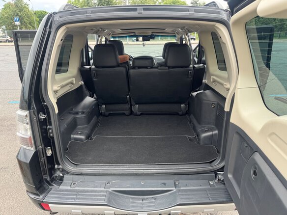 2012 Mitsubishi Pajero IV Рестайлинг 1, чёрный, 2790000 рублей - вид 15