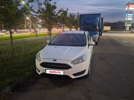 2018 Ford Focus III Рестайлинг, белый, 750000 рублей, вид 2