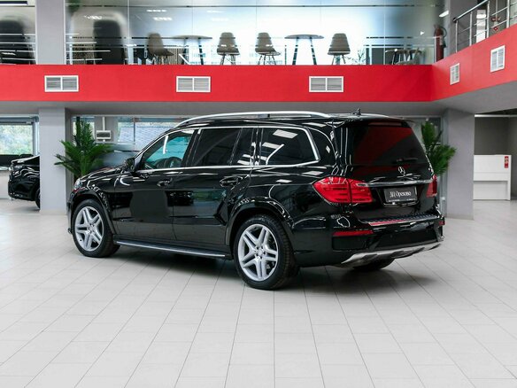 2015 Mercedes-Benz GL-Класс 350 II (X166), чёрный, 3250000 рублей - вид 3