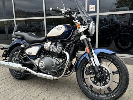 2026 Royal Enfield Super Meteor, пурпурный, 792000 рублей, вид 2