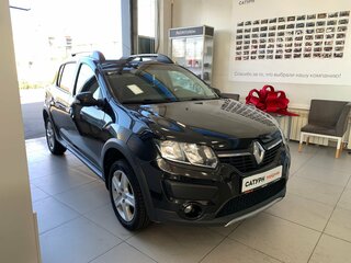 2017 Renault Sandero Stepway II, чёрный, 899000 рублей, вид 4