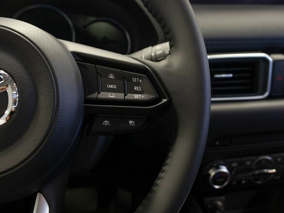 2026 Mazda CX-5 II Рестайлинг, красный, 3950000 рублей - вид 25