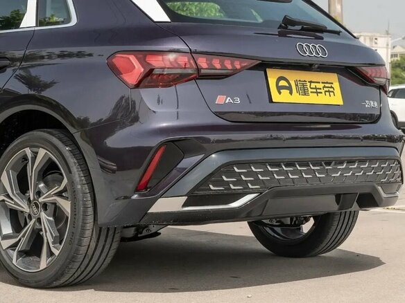 2026 Audi A3 Sportback 35 TFSI IV (8Y) Рестайлинг, фиолетовый, 3630000 рублей - вид 5