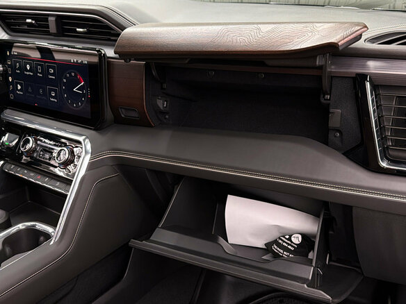 2026 GMC Sierra, чёрный, 13930000 рублей - вид 33