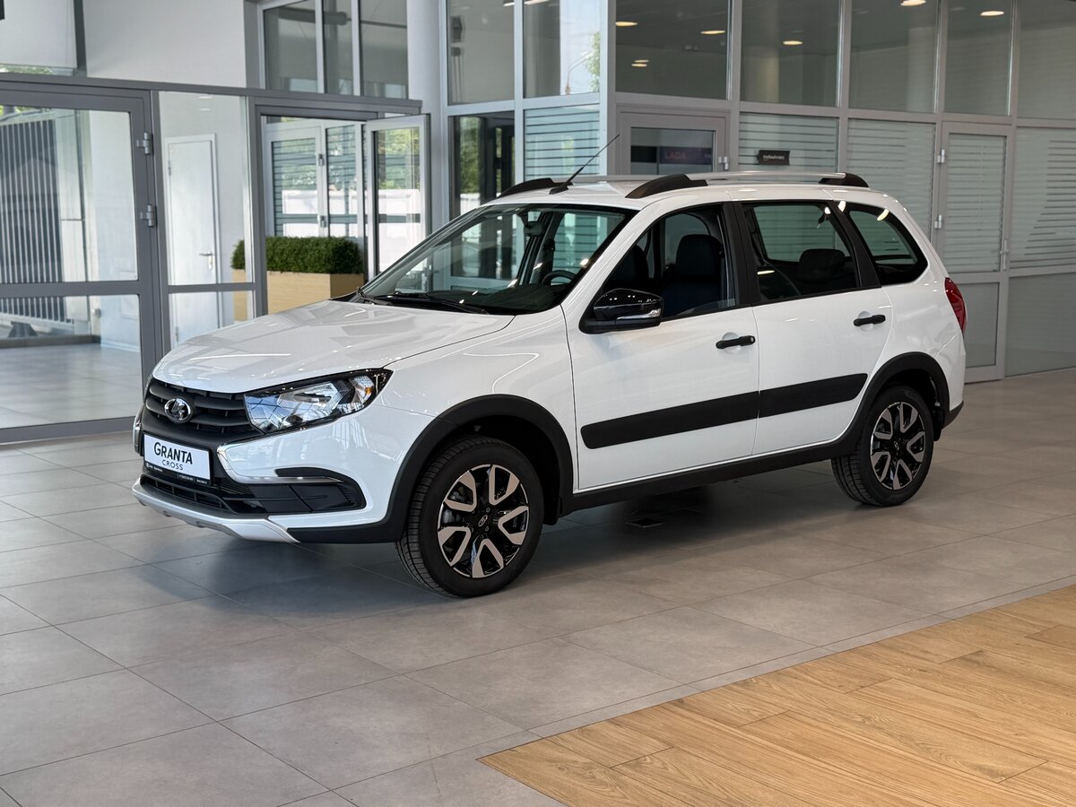 Открыть фотографии: Lada (ВАЗ) Granta I Рестайлинг