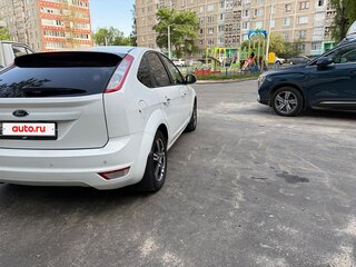 2010 Ford Focus II Рестайлинг, белый, 510000 рублей, вид 3